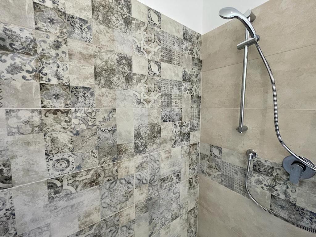Big Wave Apartment - Levanto, 5 Terre Екстериор снимка